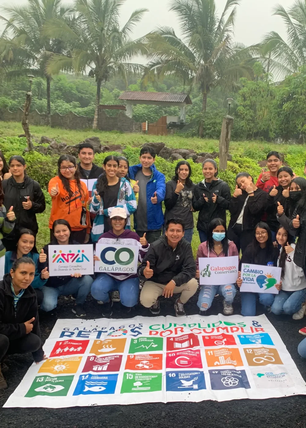 Promoting Sustainable Communities Galápagos